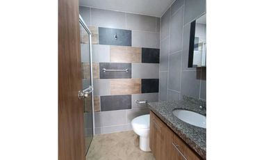 SE VENDE APARTAMENTO EN SAN ALONSO, A PASOS DE LA UIS