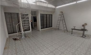 CASA EN VENTA EN PALMIRA LAS AMÉRICAS CASA DE 4 NIVELES