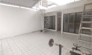 CASA EN VENTA EN PALMIRA LAS AMÉRICAS CASA DE 4 NIVELES