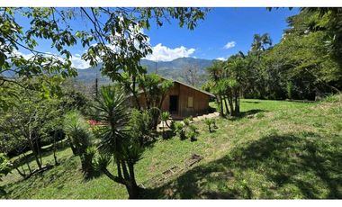 VENDO CASA LOTE EN COPACABANA ANTIOQUIA