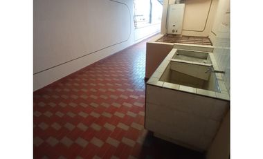 CASA EN VENTA PALMIRA CON LOCAL COMERCIAL 3 PISOS Y TERRAZA  TRINIDAD