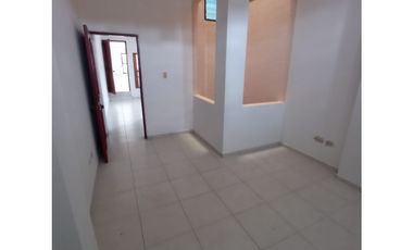 CASA EN VENTA PALMIRA CON LOCAL COMERCIAL 3 PISOS Y TERRAZA  TRINIDAD