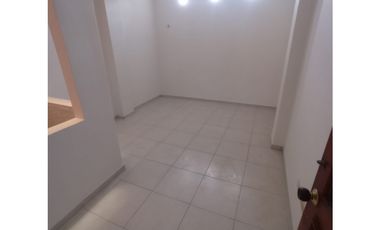 CASA EN VENTA PALMIRA CON LOCAL COMERCIAL 3 PISOS Y TERRAZA  TRINIDAD