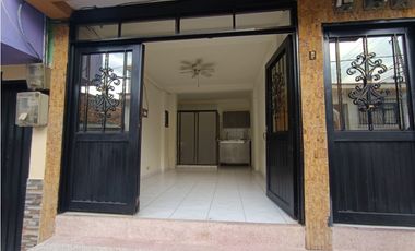 SE ARRIENDA APARTAESTUDIO EN EL CENTRO