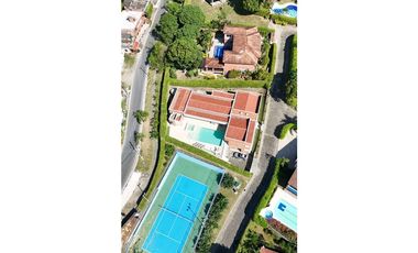 Casa para la venta en San Jerónimo, dentro de condominio