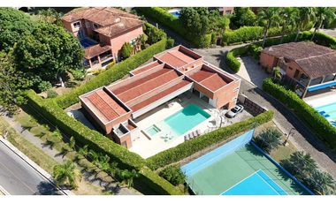 Casa para la venta en San Jerónimo, dentro de condominio