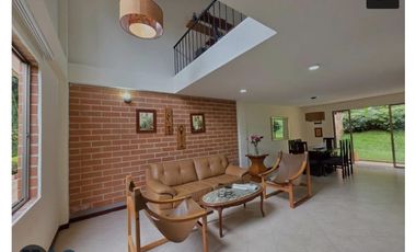 Casa en Arriendo en Sabaneta