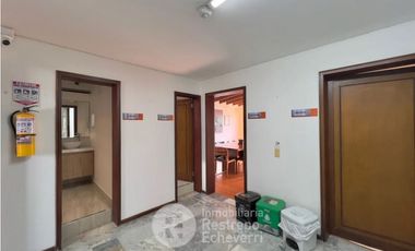 Casa comercial esquinera en Arriendo, La Arboleda, Manizales
