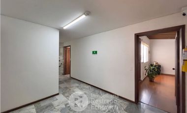 Casa comercial esquinera en Arriendo, La Arboleda, Manizales