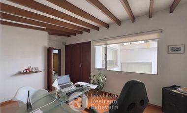 Casa comercial esquinera en Arriendo, La Arboleda, Manizales