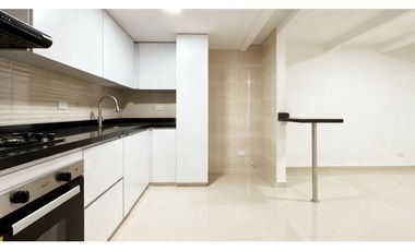 Casa remodelada de dos pisos en venta | Bosques de Morelia - Palmira