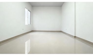 Casa remodelada de dos pisos en venta | Bosques de Morelia - Palmira