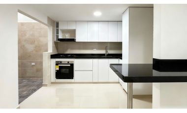 Casa remodelada de dos pisos en venta | Bosques de Morelia - Palmira