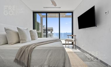 Penthouse en venta en Puerto Vallarta, con vista al mar.