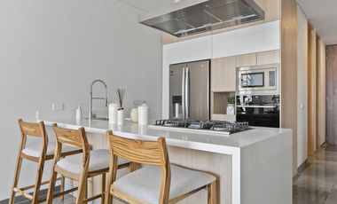 Penthouse en venta en Puerto Vallarta, con vista al mar.