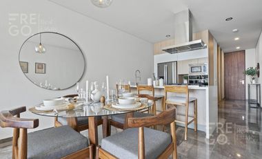 Penthouse en venta en Puerto Vallarta, con vista al mar.