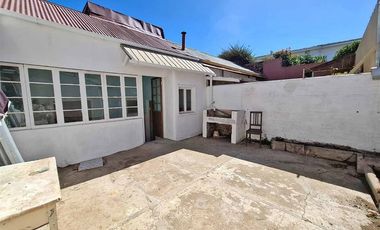 Casa en Venta en Orrego a pasos Av.Barros Arana