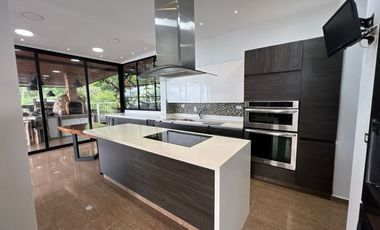 Casa en Arriendo Ubicado en Medellín Codigo 1416