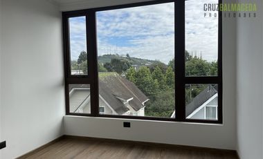 Casa en Arriendo en Nueva, en condominio cerrado con seguridad y área común, a pasos centro, colegios y comercio