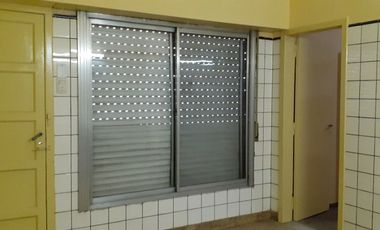 Casa en alquiler en Lanus Este