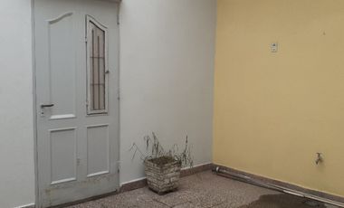 Casa en alquiler en Lanus Este