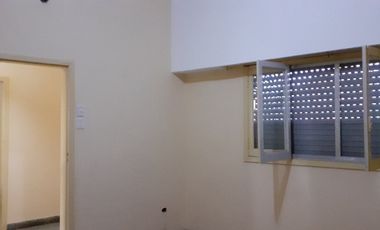 Casa en alquiler en Lanus Este