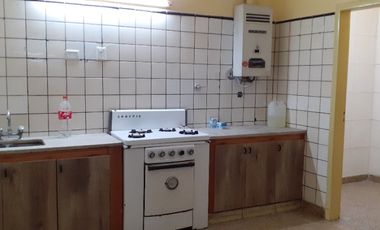 Casa en alquiler en Lanus Este