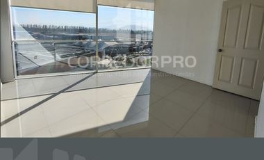 SE ARRIENDA OFICINA EN CHICUREO, 1 BOD. FRENTE A JUMBO
