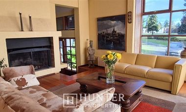 Casa en Venta en Carretera Austral con Regimiento, Pelluco