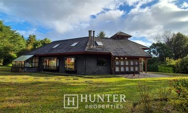 Casa en Venta en Carretera Austral con Regimiento, Pelluco