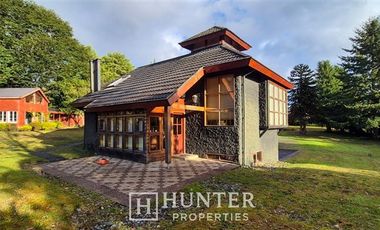 Casa en Venta en Carretera Austral con Regimiento, Pelluco