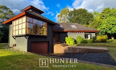 Casa en Venta en Carretera Austral con Regimiento, Pelluco