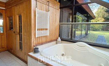 Casa en Venta en Carretera Austral con Regimiento, Pelluco