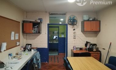 Local Comercial en Venta en C. Balmaceda El Bosque