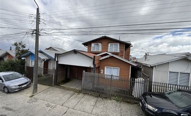 Casa en Arriendo en Casa en Altos del tepuel con 5 D y 3 B, Cercano a colegio y Supermercados