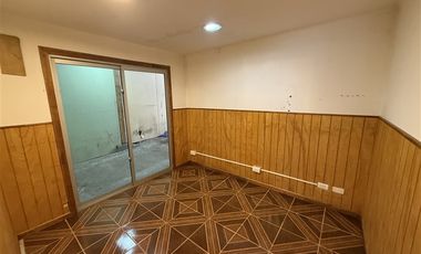 Casa en Arriendo en Casa en Altos del tepuel con 5 D y 3 B, Cercano a colegio y Supermercados