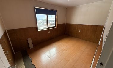 Casa en Arriendo en Casa en Altos del tepuel con 5 D y 3 B, Cercano a colegio y Supermercados
