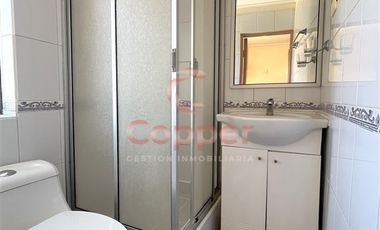 Departamento en Arriendo en Edificio Marhona, entre Salas y Vicuña Mackena