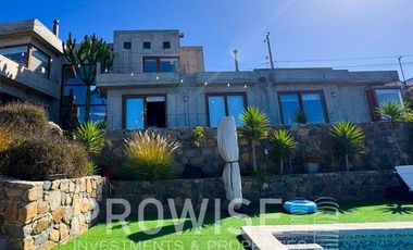 Casa en Arriendo en La Herradura