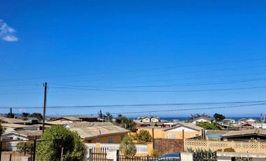 Se vende Terreno Edificado En Costa Azul