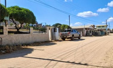 Se vende Terreno Edificado En Costa Azul