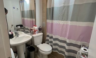 Arriendo casa 4D 2B en condominio Villa Alemana 2 pisos