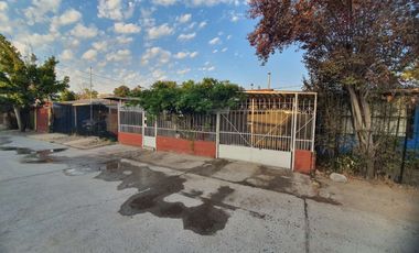 Amplia casa Uso Residencial-Comercial
