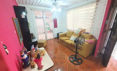 Amplia casa Uso Residencial-Comercial