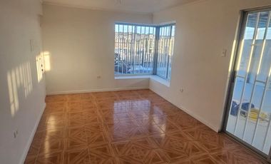 Casa en arriendo c/ estacionamiento en Ciudad de Caldera
