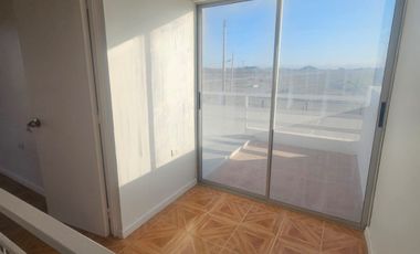Casa en arriendo c/ estacionamiento en Ciudad de Caldera