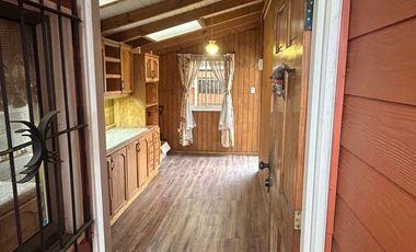 Vendo Casa Individual , de un piso!! Portal de San Pedro.  Con buen terreno.