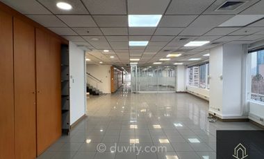 Oficina en arriendo ubicado en Centro Financiero