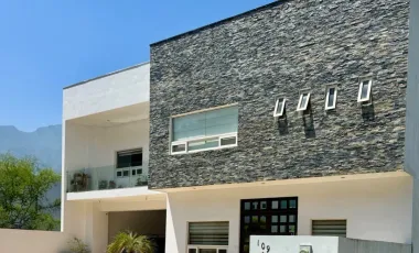 Casa en venta en Flor de Piedra, Monterrey, Nuevo León