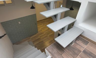 EN ARRIENDO COMODA CASA 2 PISOS EN TOESCA